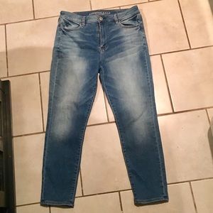 American Eagle Light Wash Jeans